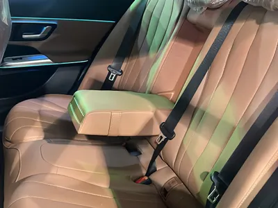 2025 مرسيدس - بنز إي 200