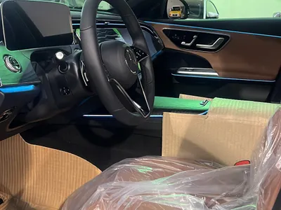 2025 مرسيدس - بنز إي 200