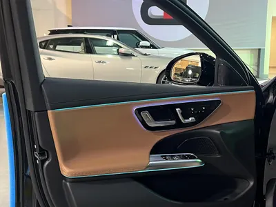 2025 مرسيدس - بنز إي 200