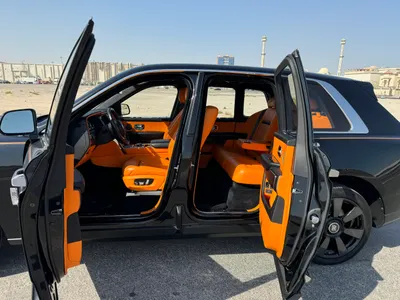 2020 رولز رويس كولينان سلفر بادج