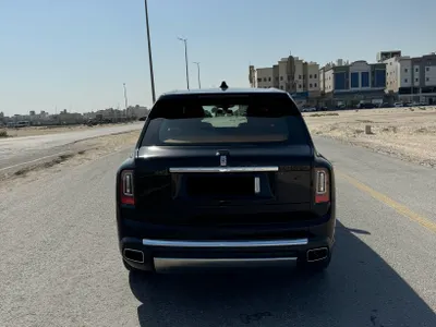 2020 رولز رويس كولينان سلفر بادج