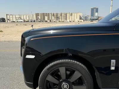 2020 رولز رويس كولينان سلفر بادج