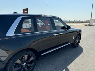 2020 رولز رويس كولينان سلفر بادج