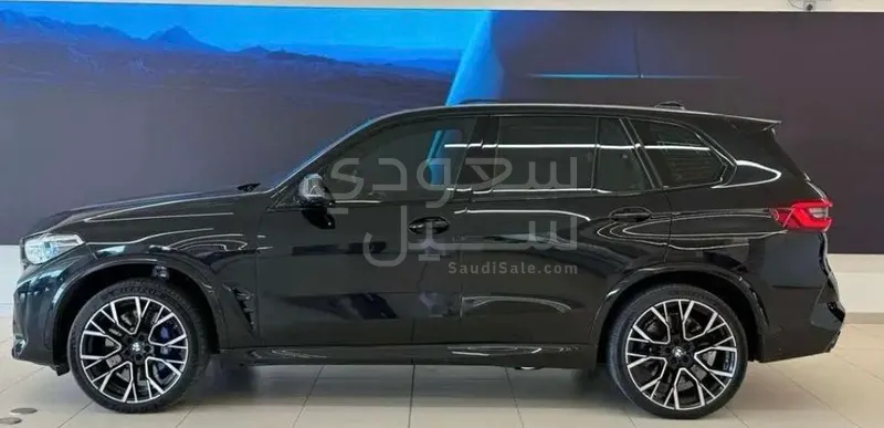 2023 بي ام دبليو الفئة اكس 5 إم كومبيتيشن