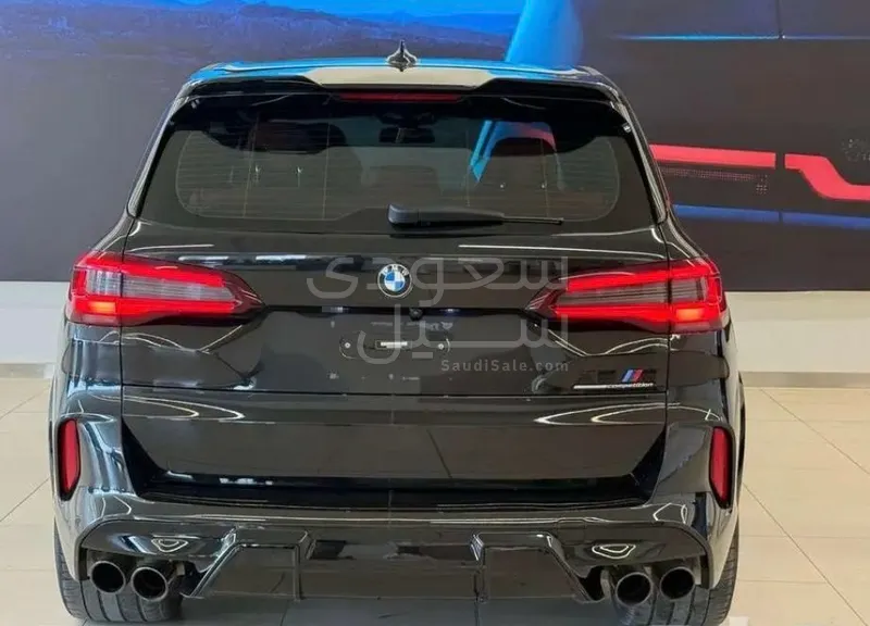 2023 بي ام دبليو الفئة اكس 5 إم كومبيتيشن