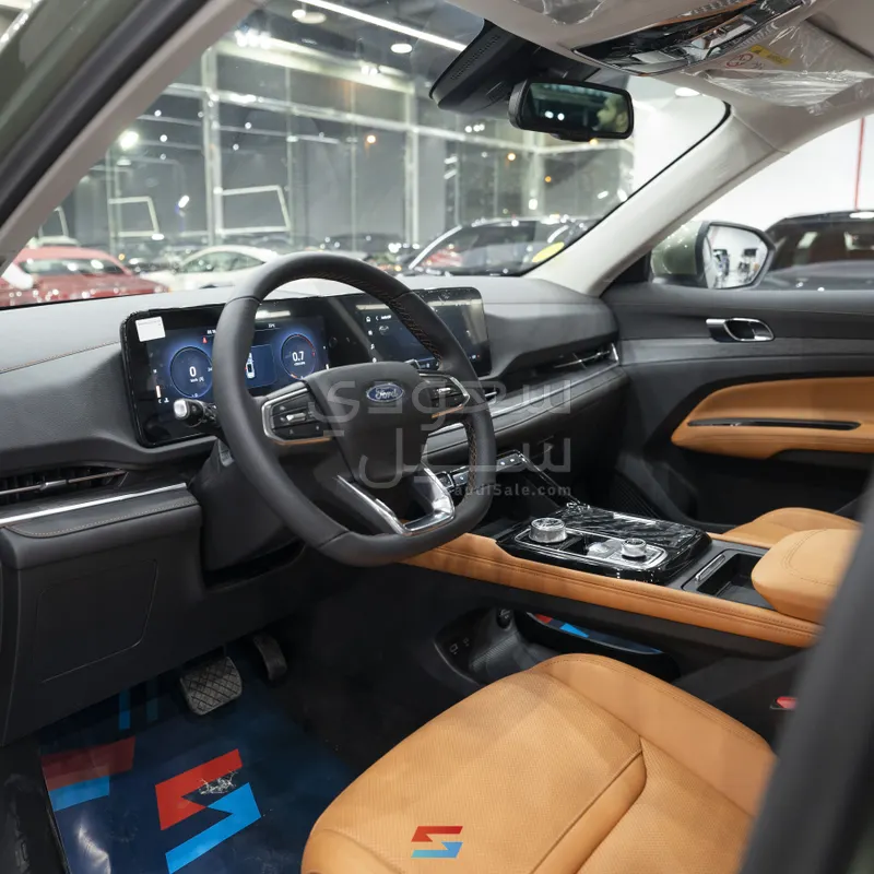 2026 فورد تيريتوري تيتانيوم بلس