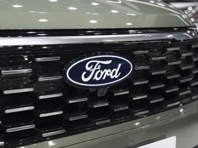 2026 فورد تيريتوري تيتانيوم بلس