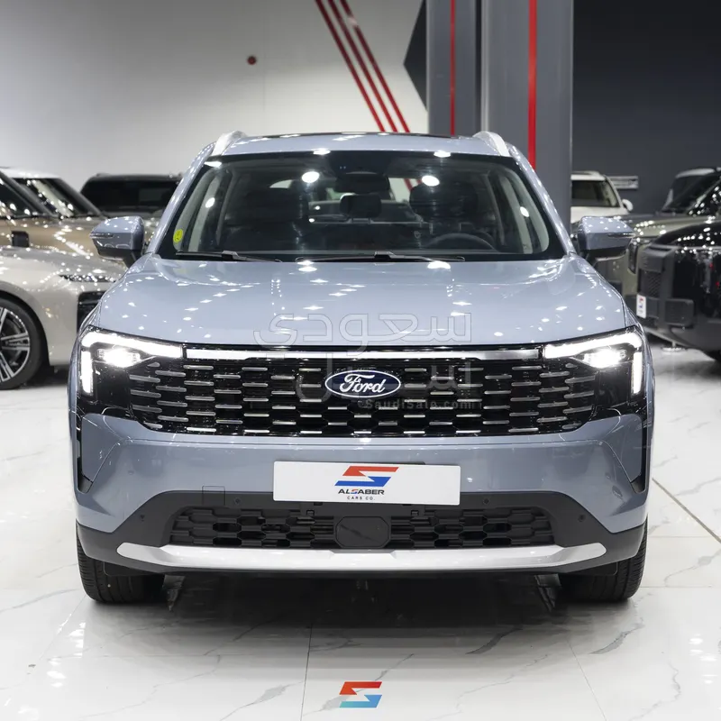 2026 فورد تيريتوري تيتانيوم بلس