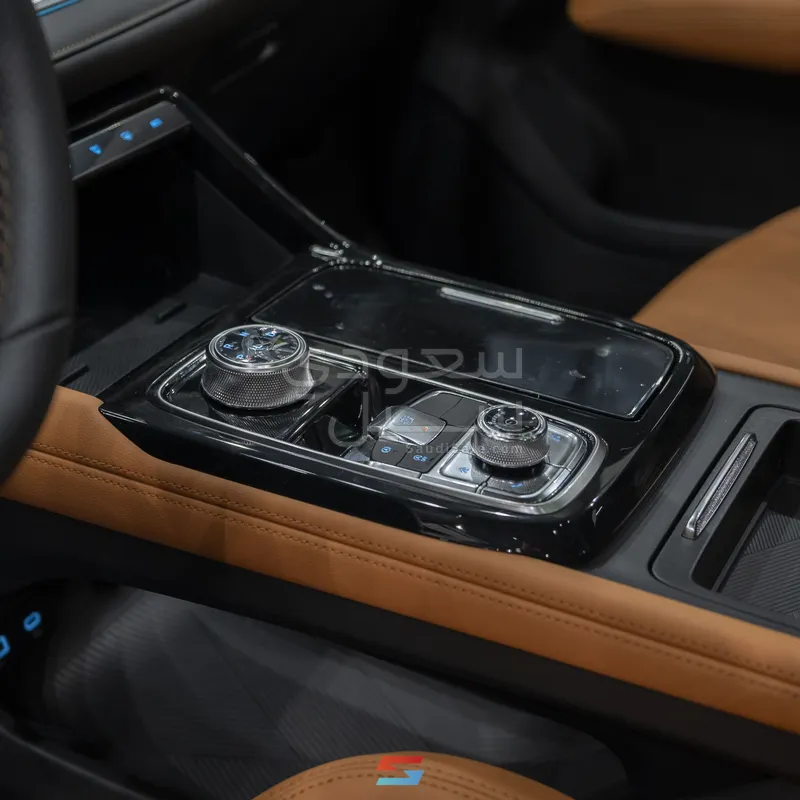 2026 فورد تيريتوري تيتانيوم بلس