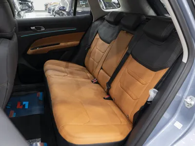 2026 فورد تيريتوري تيتانيوم بلس