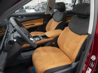 2026 فورد تيريتوري تيتانيوم بلس