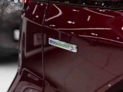 2026 فورد تيريتوري تيتانيوم بلس