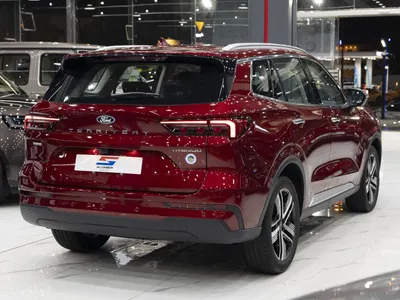 2026 فورد تيريتوري تيتانيوم بلس