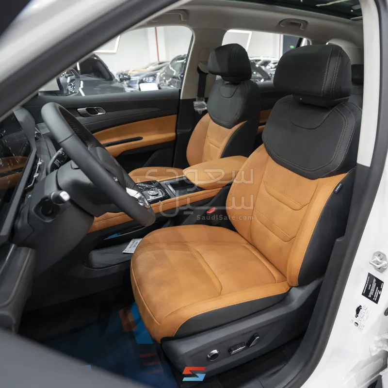 2026 فورد تيريتوري تيتانيوم بلس