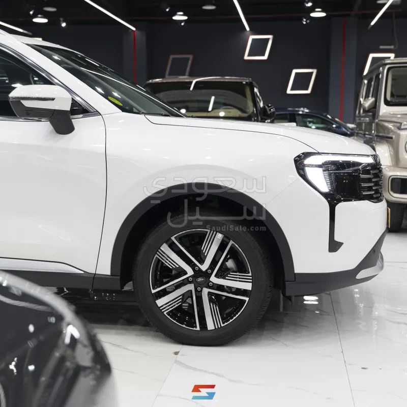 2026 فورد تيريتوري تيتانيوم بلس