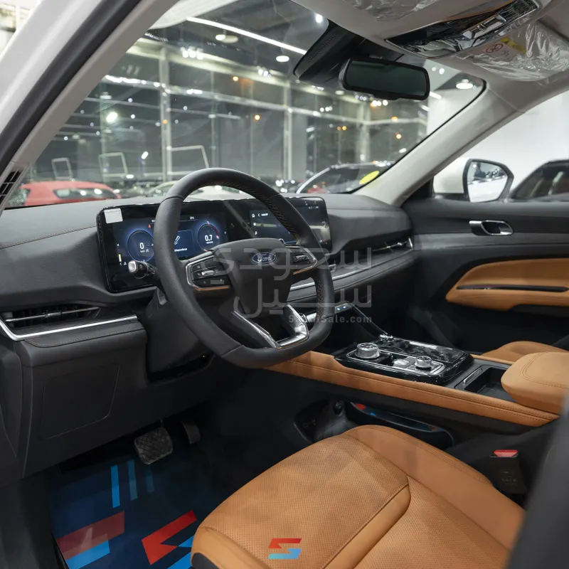 2026 فورد تيريتوري تيتانيوم بلس