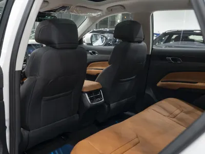 2026 فورد تيريتوري تيتانيوم بلس