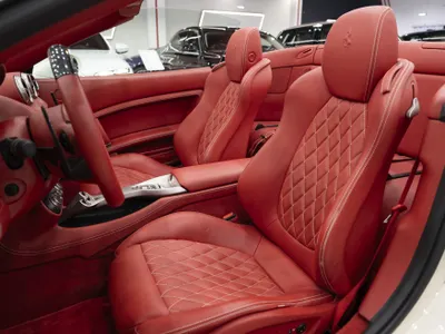 2009 فيراري كــاليفورنيا اف 1