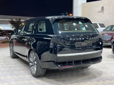 2024 لاند روفر رينج روفر فوج اس في