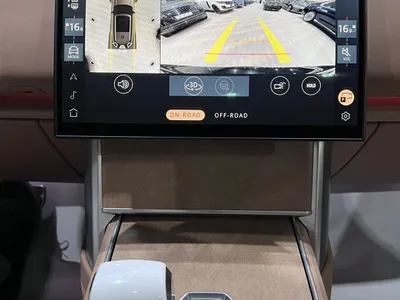 2024 لاند روفر رينج روفر فوج اس في