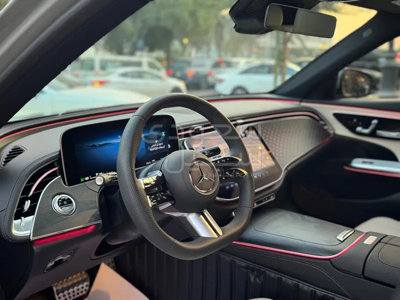 2024 مرسيدس - بنز إي 200