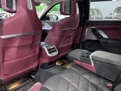 2024 بي ام دبليو الفئة السابعة 735أي