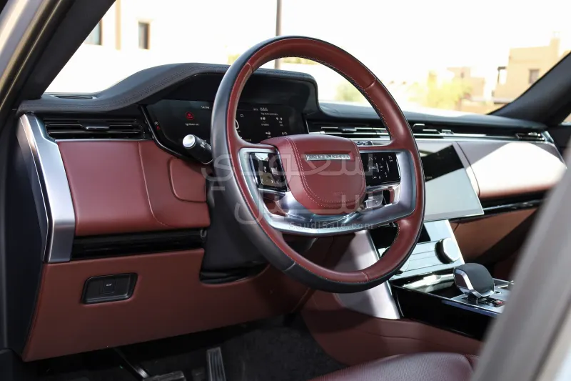 2023 لاند روفر رينج روفر اتش اس اي