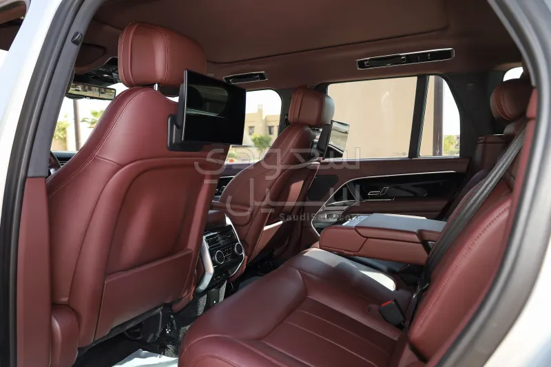 2023 لاند روفر رينج روفر اتش اس اي