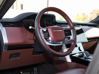 2023 لاند روفر رينج روفر اتش اس اي