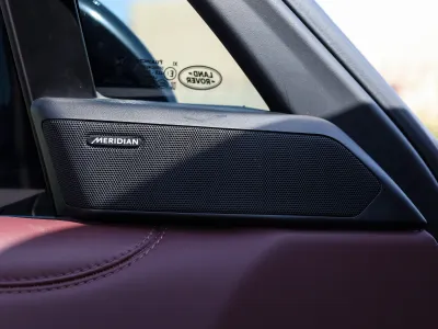 2023 لاند روفر رينج روفر اتش اس اي