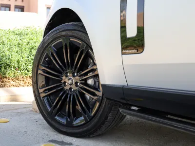 2023 لاند روفر رينج روفر اتش اس اي