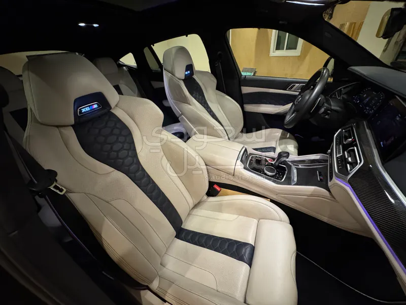 2021 بي ام دبليو الفئة اكس 6 إم كومبيتيشن