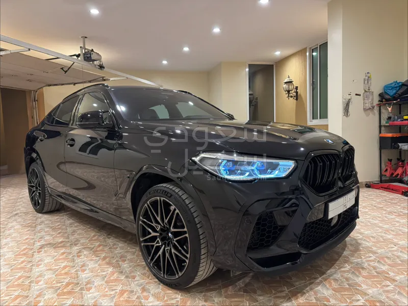 2021 بي ام دبليو الفئة اكس 6 إم كومبيتيشن