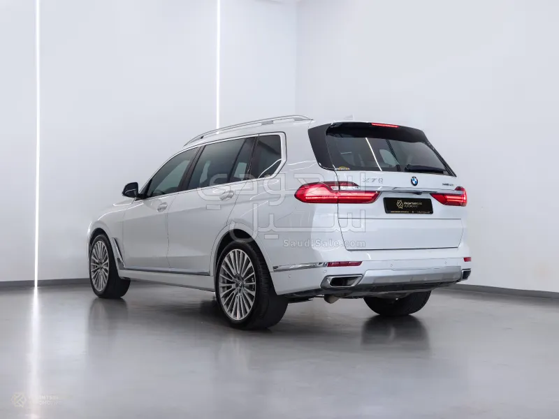 2021 بي ام دبليو الفئة اكس 7