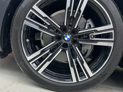 2026 بي ام دبليو الفئة السابعة 735أي