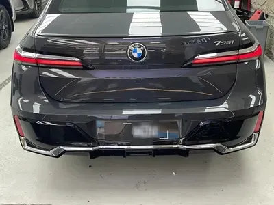 2026 بي ام دبليو الفئة السابعة 735أي