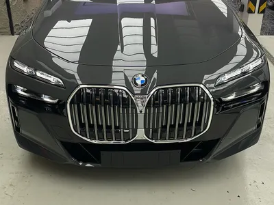 2026 بي ام دبليو الفئة السابعة 735أي