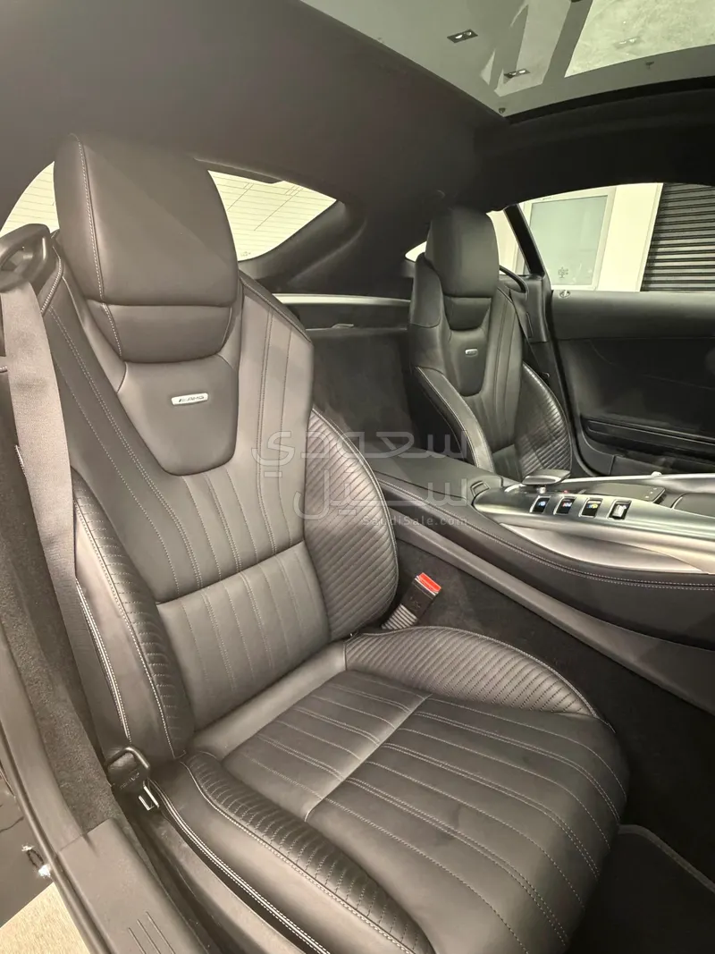 2020 مرسيدس - بنز جي تي