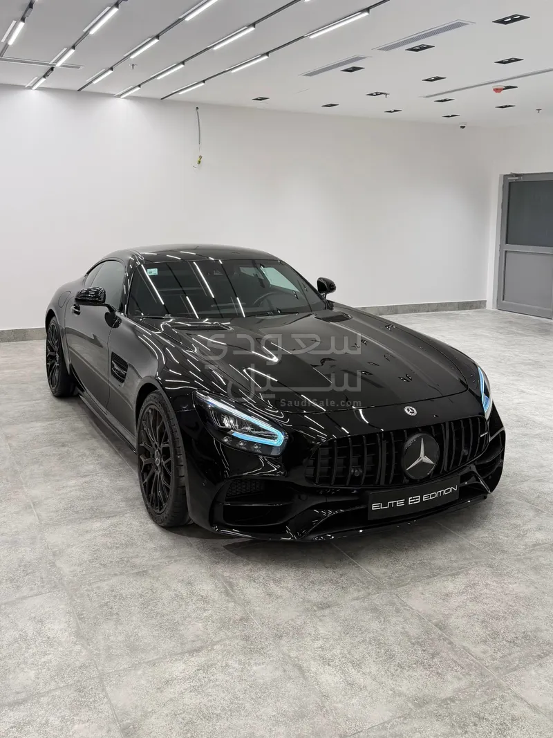 2020 مرسيدس - بنز جي تي