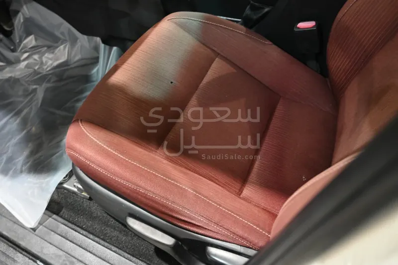 2016 تويوتا هاي لوكس غمارتين