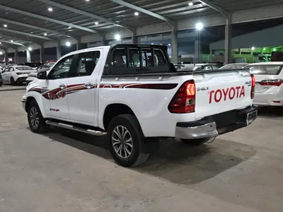 2016 تويوتا هاي لوكس غمارتين