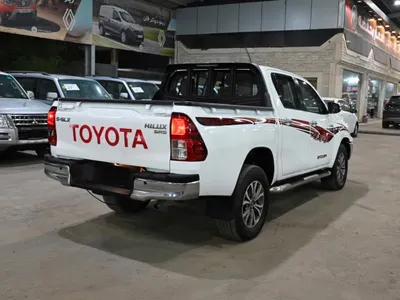 2016 تويوتا هاي لوكس غمارتين