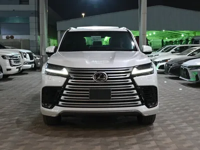 2024 لكزس إل إكس 600