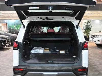 2024 لكزس إل إكس 600