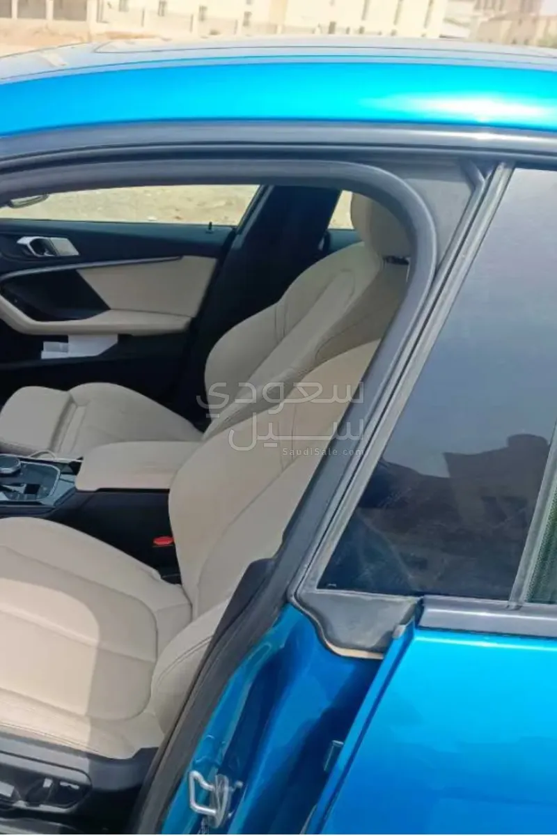 2023 بي ام دبليو الفئة الثانية 218 أي