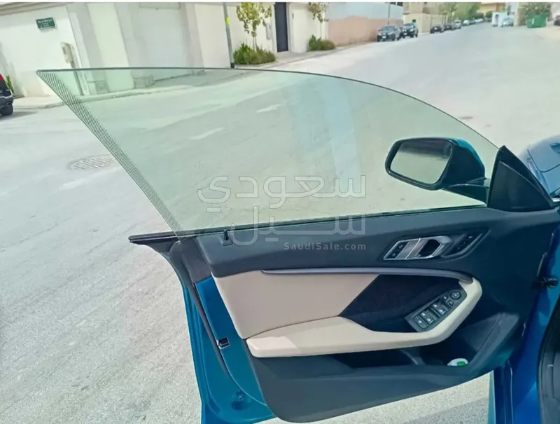 2023 بي ام دبليو الفئة الثانية 218 أي