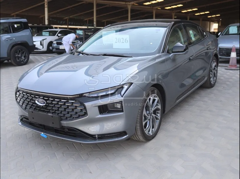 2026 فورد توروس تايتينيوم