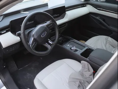 2026 فورد توروس تايتينيوم