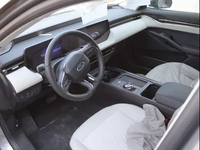 2026 فورد توروس تايتينيوم