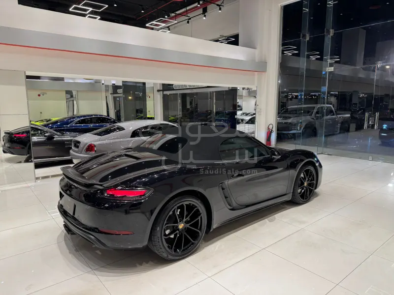 2024 بورش بوكستر